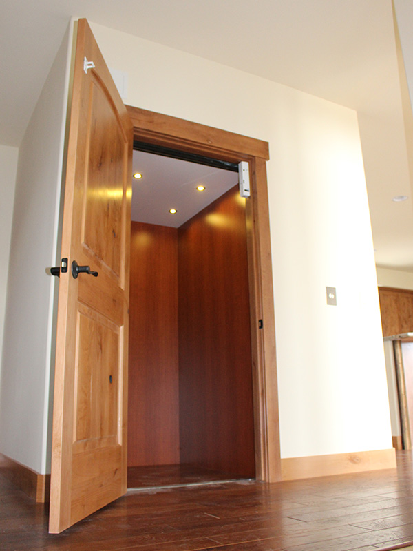 elevator with swing doors